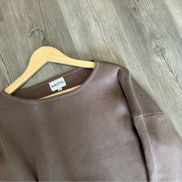 SNDYS REVOLVE Brown Ribbed Sweater Size Small - Picture 5 of 6